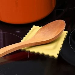 Top 10 👍 Genuine Fred SAUCED UP Ravioli Spoon Rest, One Size - Rest Up 😀